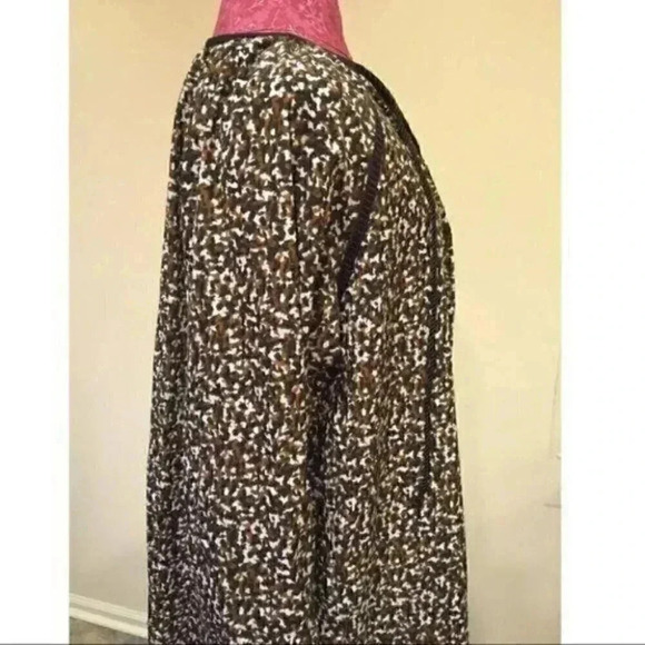 Michael Michael Kors Lightweight Animal Print - Picture 6 of 12